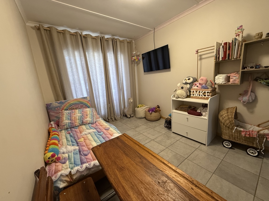 To Let 3 Bedroom Property for Rent in Dobson Western Cape